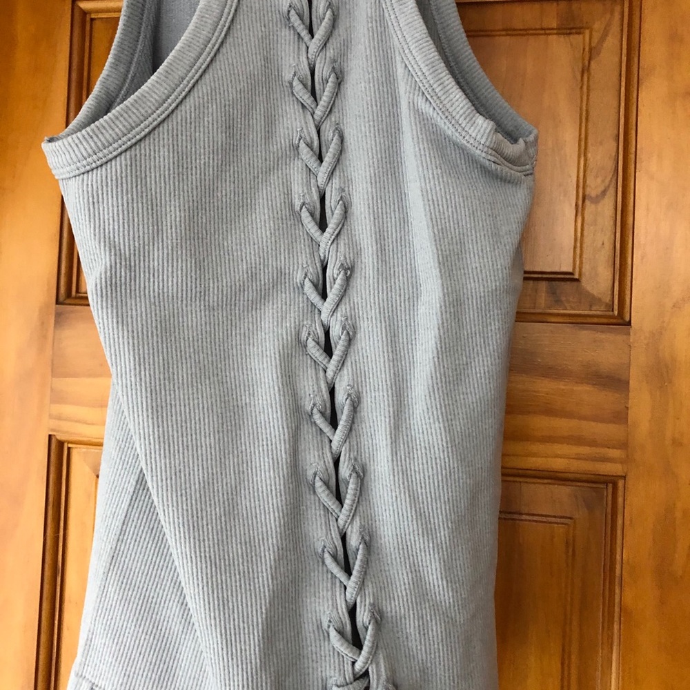 Tank top - Picture 2 of 5